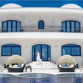 6 bedroom luxury villa with pool near Agia Pelagia, sleeps 12